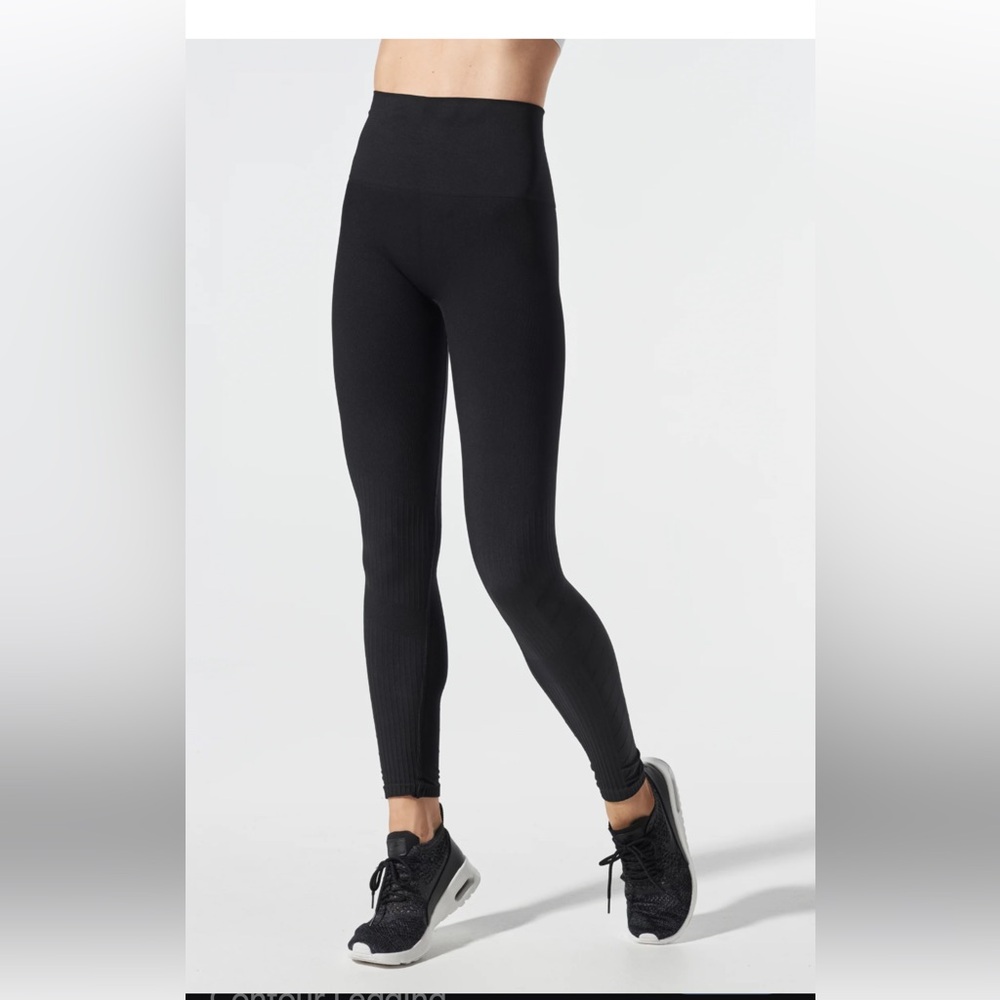 BLANQI black leggings size large